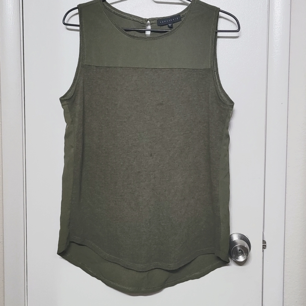 Sanctuary top